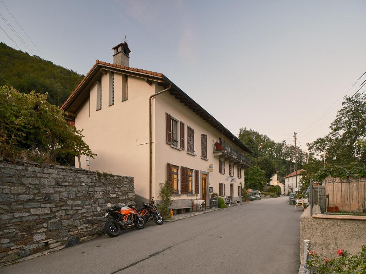Osteria Gruetli Con Alloggio Borgnone Dış mekan fotoğraf