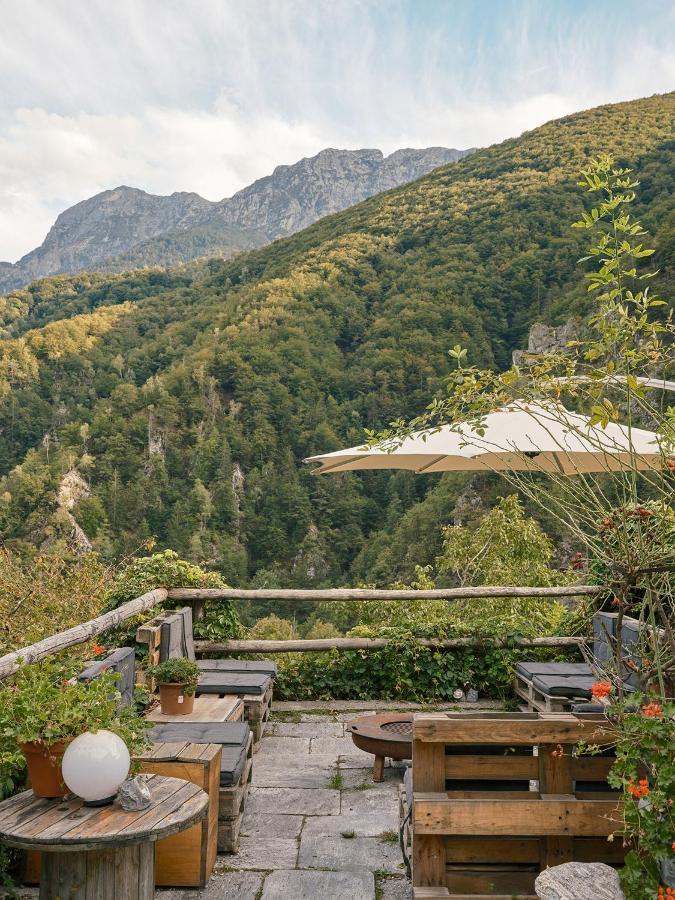 Osteria Gruetli Con Alloggio Borgnone Dış mekan fotoğraf